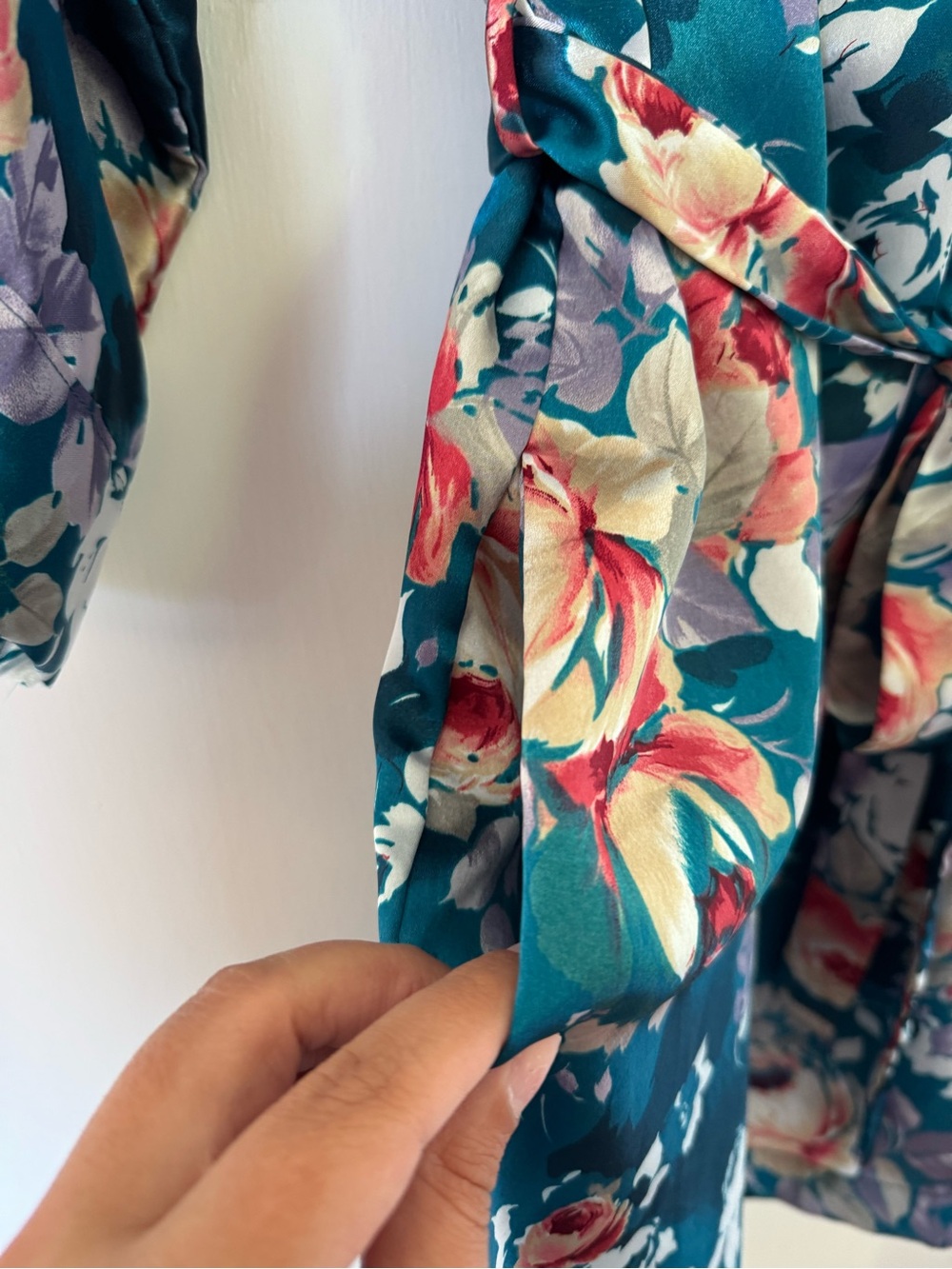 Val Mode Lingerie Short Summer Robe - Picture 6 of 8